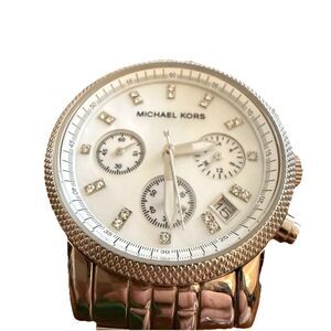 Michael Kors Silver Tone MK5020 Womens Wrist Watch Mother Of Pearl New Battery